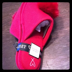 NWT Victoria’s Secret red slippers with Pom